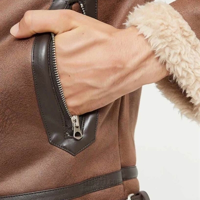 市场上装-皮衣-外贸皮衣