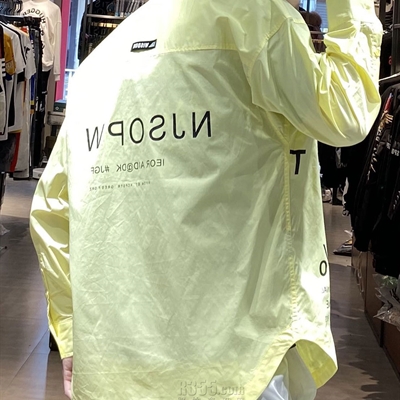 市场上装-衬衫-微潮衬衫