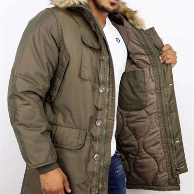 市场上装-棉衣/羽绒服-商务棉服