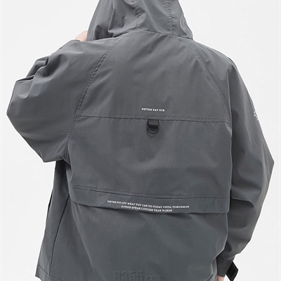 市场上装-夹克-休闲夹克