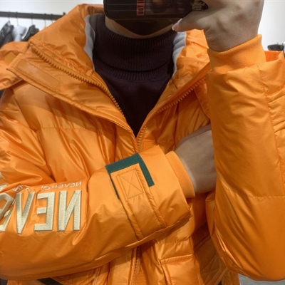 市场上装-棉衣/羽绒服-休闲棉服