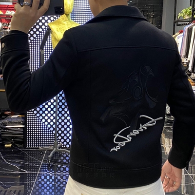 市场上装-夹克-休闲夹克