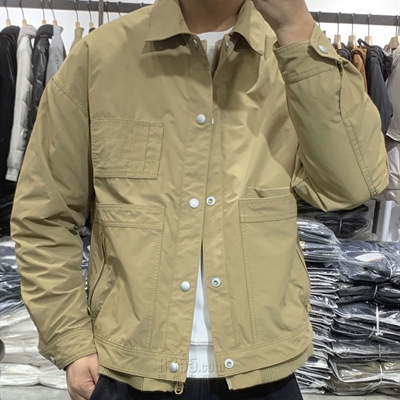 市场上装-夹克-休闲夹克