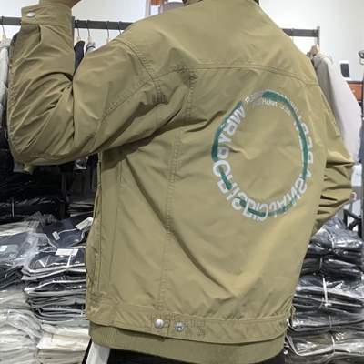 市场上装-夹克-休闲夹克