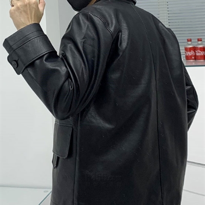 市场上装-皮衣-休闲皮衣