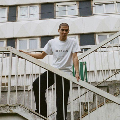 日本《 L.I.E.S. X UNDERCOVER》2020-21秋冬潮流前卫男装