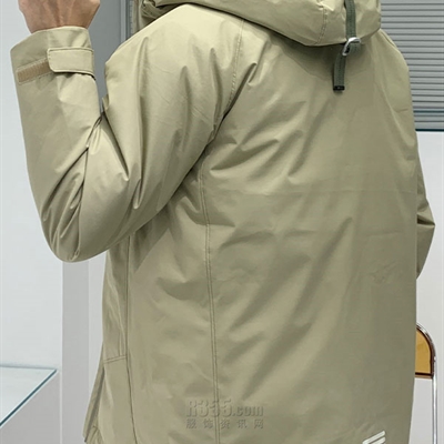 市场上装-棉衣/羽绒服-休闲棉服