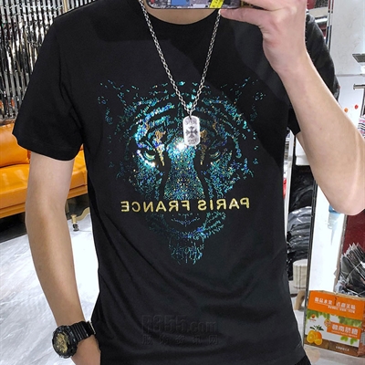 市场上装-T恤-欧货T恤