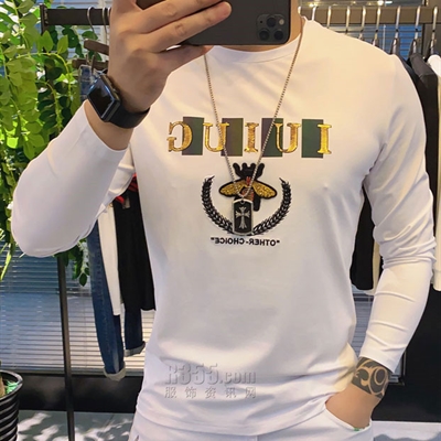 市场上装-T恤-欧货T恤