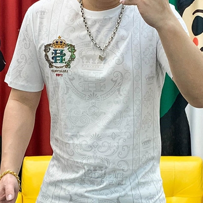 市场上装-T恤-欧货T恤