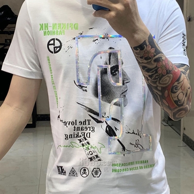 市场上装-T恤-欧货T恤