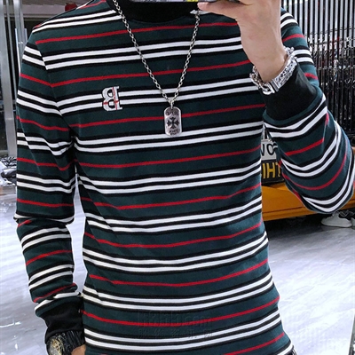 市场上装-T恤-欧货T恤