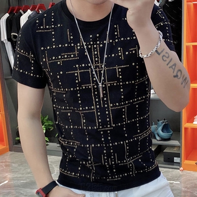 市场上装-T恤-欧货T恤