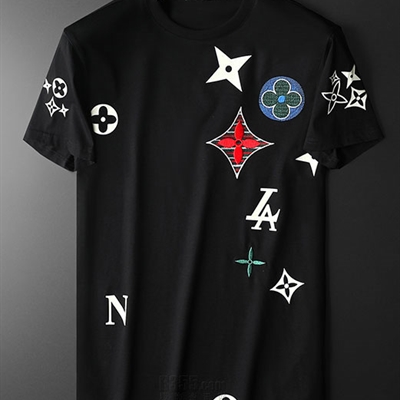 市场上装-T恤-欧货T恤