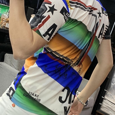 市场上装-T恤-欧货T恤