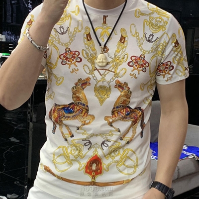 市场上装-T恤-欧货T恤