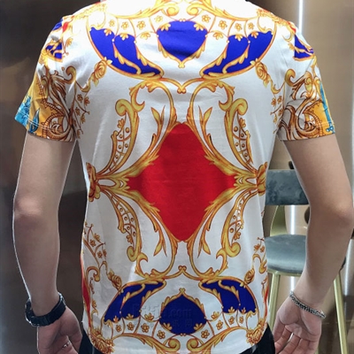 市场上装-T恤-欧货T恤