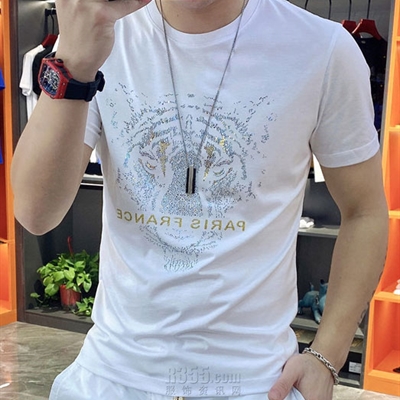 市场上装-T恤-欧货T恤