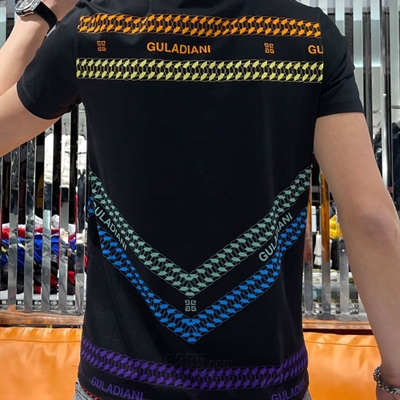 市场上装-T恤-欧货T恤