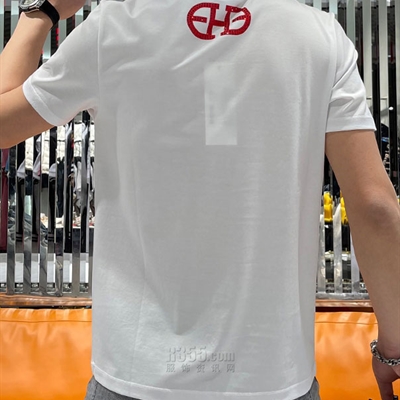 市场上装-T恤-欧货T恤