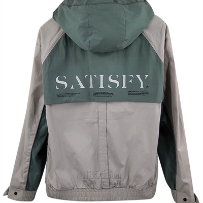 市场上装-夹克-休闲夹克