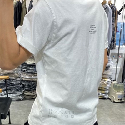 市场上装-T恤-休闲T恤