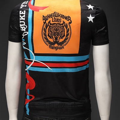 市场上装-T恤-欧货T恤