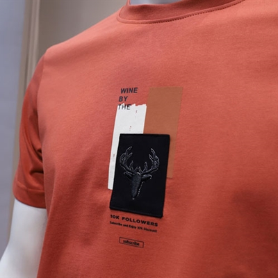 市场上装-T恤-休闲T恤