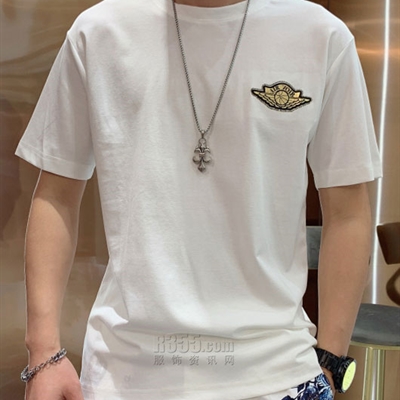 市场上装-T恤-欧货T恤