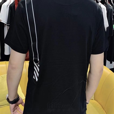 市场上装-T恤-欧货T恤