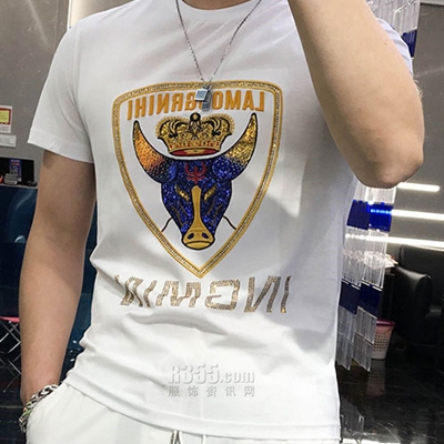 市场上装-T恤-欧货T恤