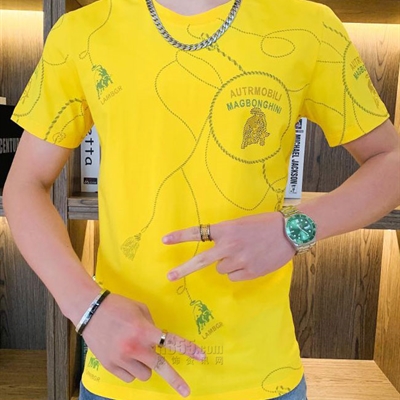 市场上装-T恤-欧货T恤