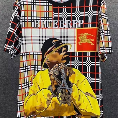 市场上装-T恤-欧货T恤