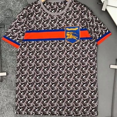 市场上装-T恤-欧货T恤