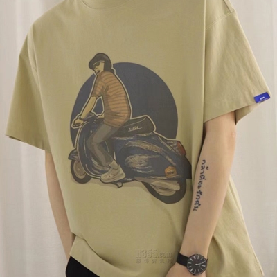 市场上装-T恤-休闲T恤