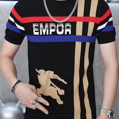 市场上装-T恤-欧货T恤