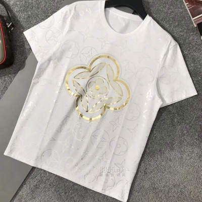 市场上装-T恤-欧货T恤