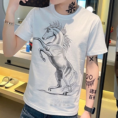 市场上装-T恤-欧货T恤