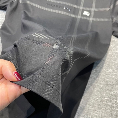 市场上装-T恤-欧货T恤