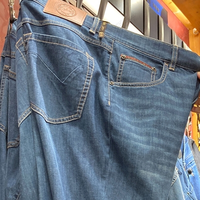 商场品牌-牛仔裤-牛仔裤【实拍】