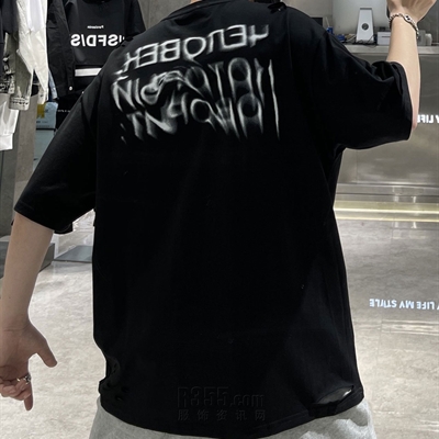 市场上装-T恤-微潮T恤