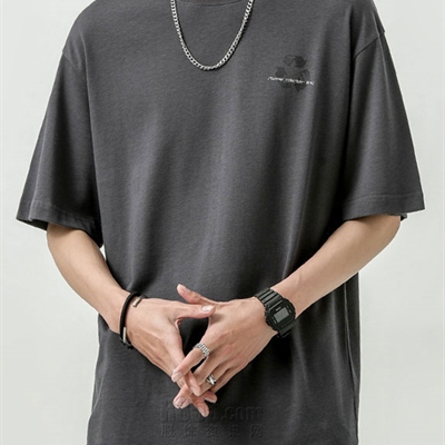 市场上装-T恤-休闲T恤