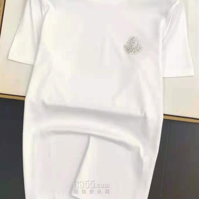 市场上装-T恤-欧货T恤