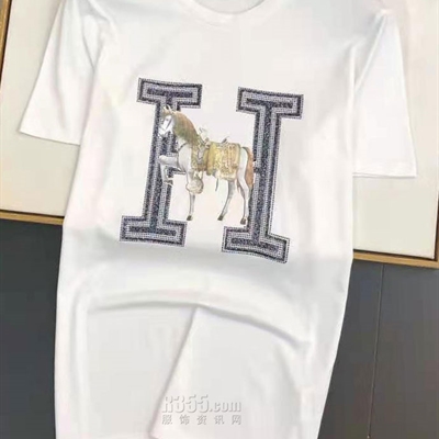 市场上装-T恤-欧货T恤