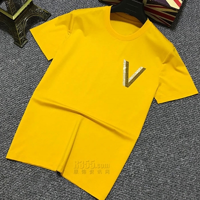 市场上装-T恤-欧货T恤