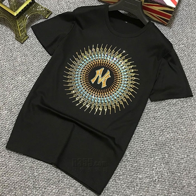 市场上装-T恤-欧货T恤