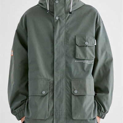 市场上装-夹克-休闲夹克