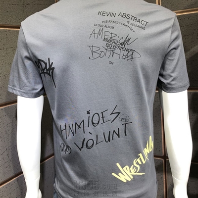 市场上装-T恤-休闲T恤