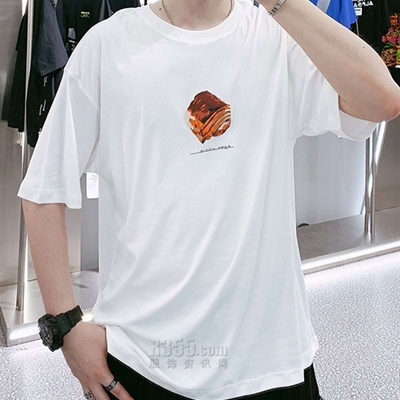 市场上装-T恤-微潮T恤