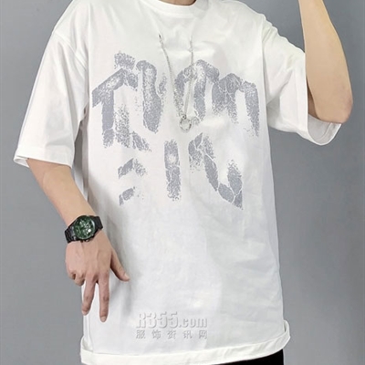 市场上装-T恤-休闲T恤